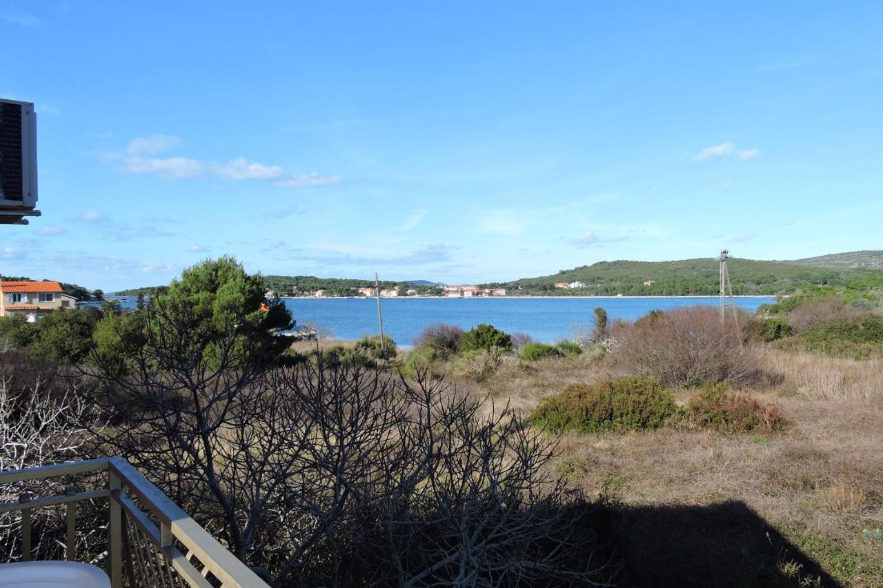 Apartments By The Sea Veli Rat, Dugi Otok - 436 외부 사진