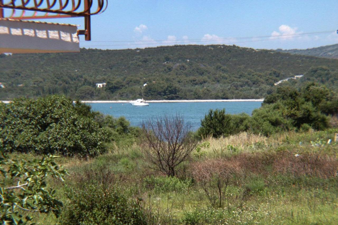 Apartments By The Sea Veli Rat, Dugi Otok - 436 외부 사진