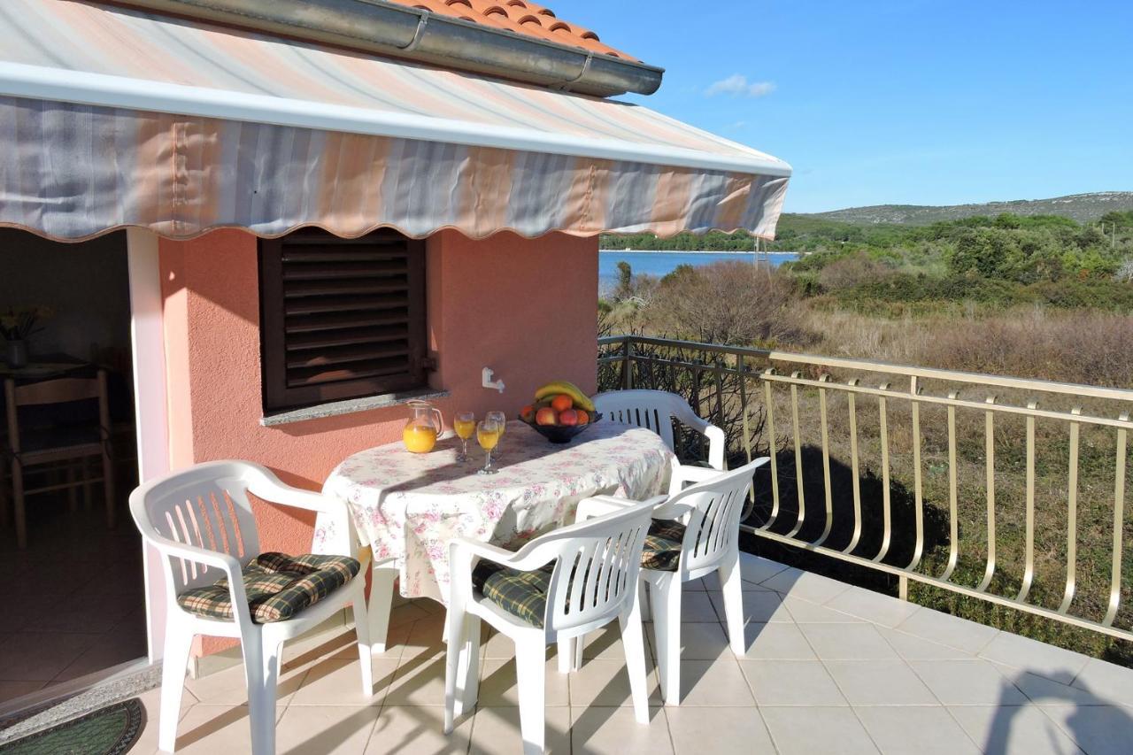 Apartments By The Sea Veli Rat, Dugi Otok - 436 외부 사진
