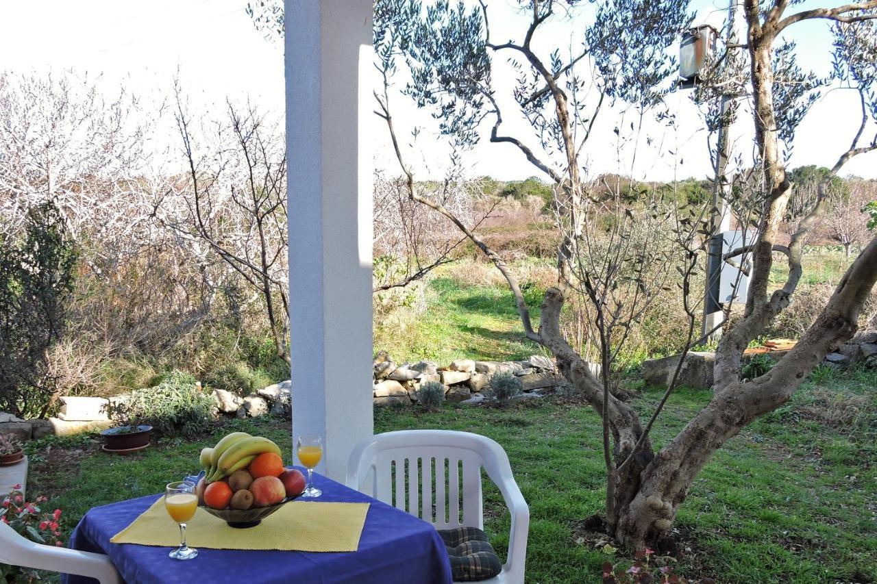 Apartments By The Sea Veli Rat, Dugi Otok - 436 외부 사진